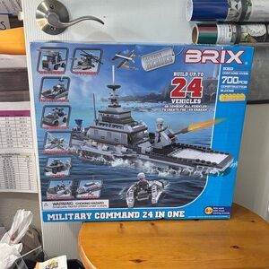 Military Command 24-in-1 Building Set - Blue and Gray